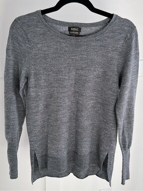 Badgley Mischka Heather Gray Scoop Neck Sweater
